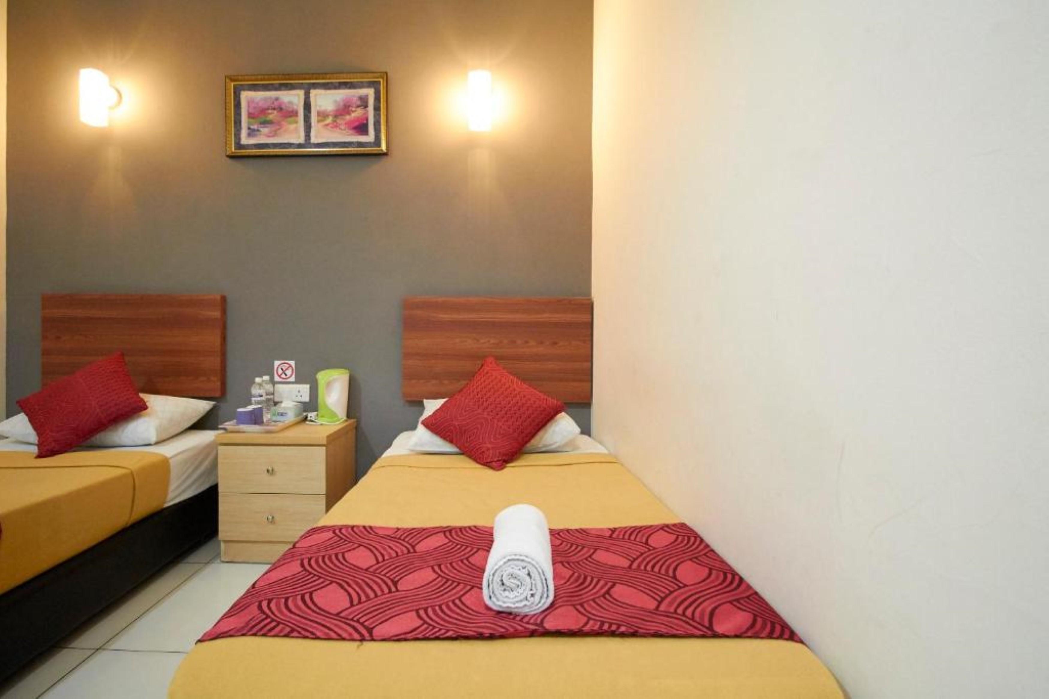 Coop Hotel Putrajaya & Cyberjaya Kampung Dengkil Esterno foto