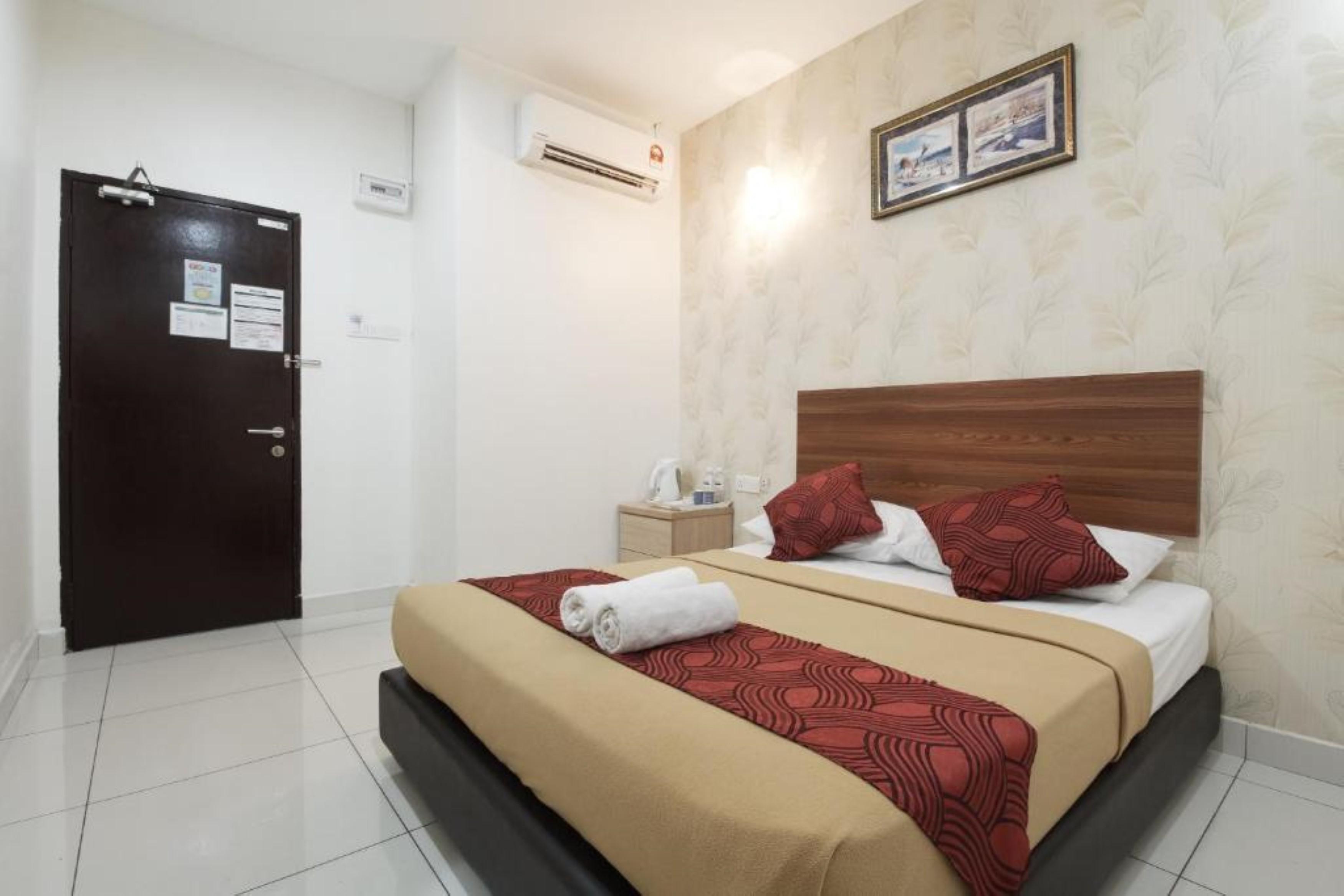 Coop Hotel Putrajaya & Cyberjaya Kampung Dengkil Esterno foto
