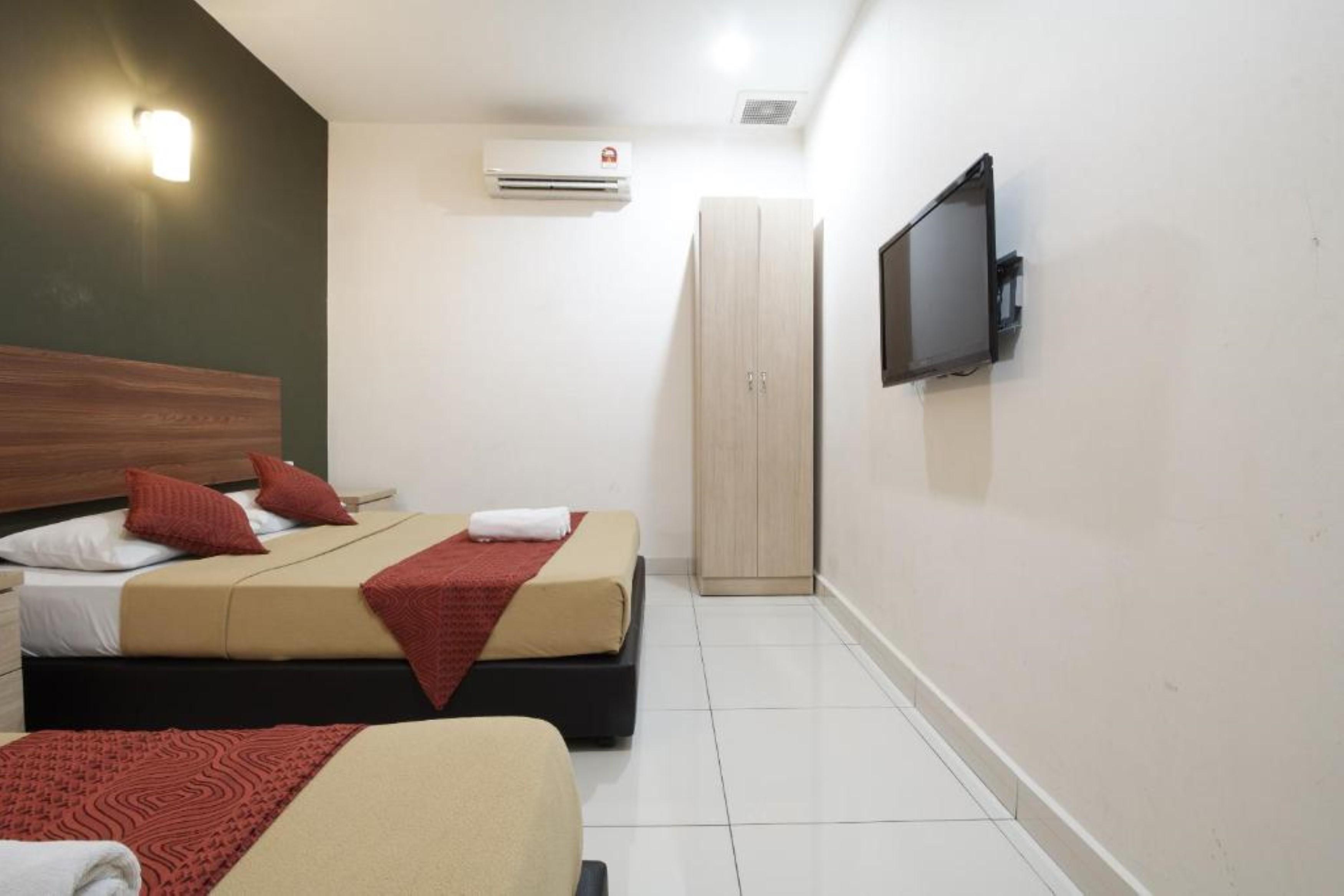 Coop Hotel Putrajaya & Cyberjaya Kampung Dengkil Esterno foto