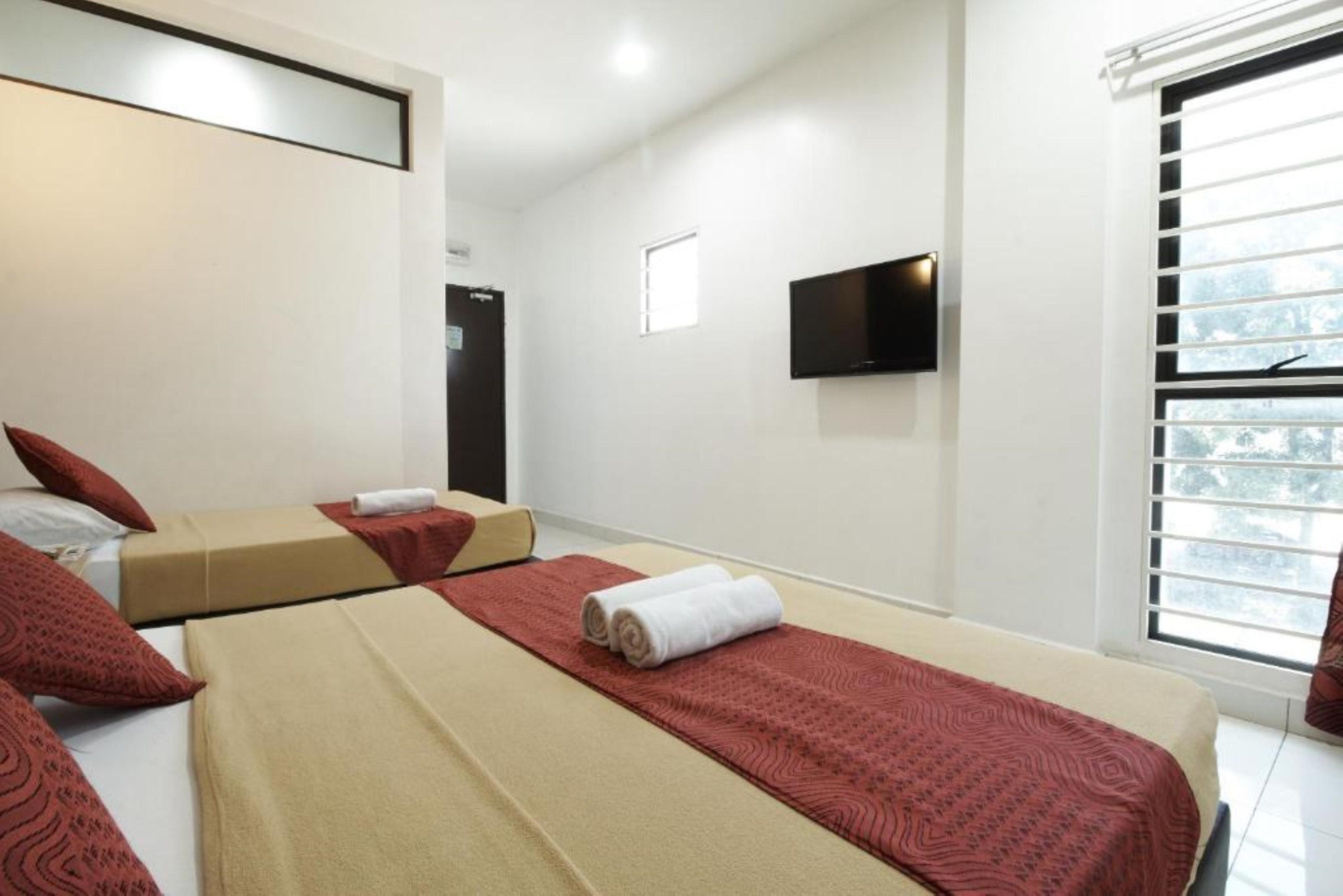 Coop Hotel Putrajaya & Cyberjaya Kampung Dengkil Esterno foto