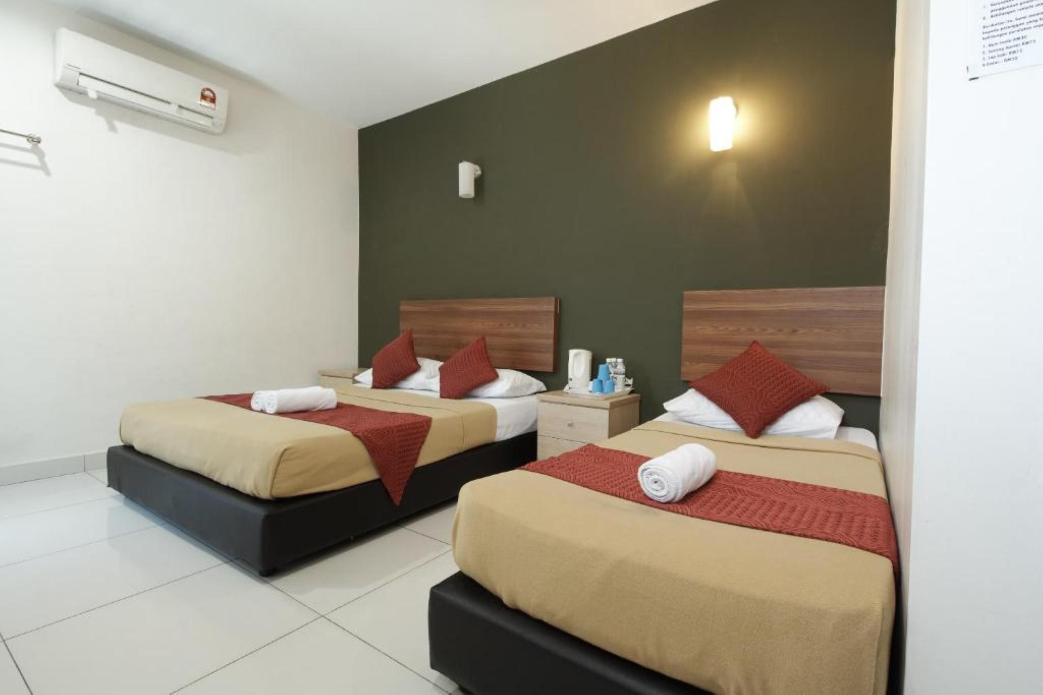 Coop Hotel Putrajaya & Cyberjaya Kampung Dengkil Esterno foto