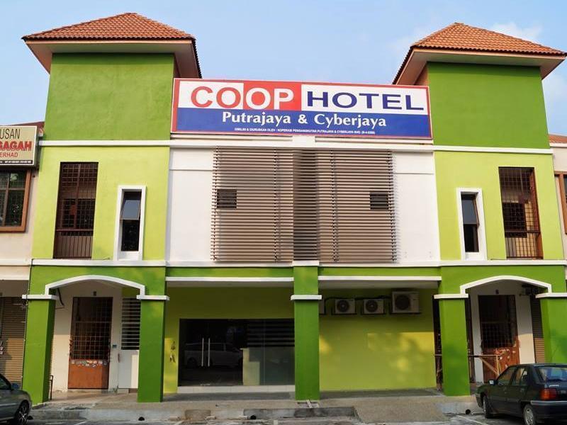 Coop Hotel Putrajaya & Cyberjaya Kampung Dengkil Esterno foto